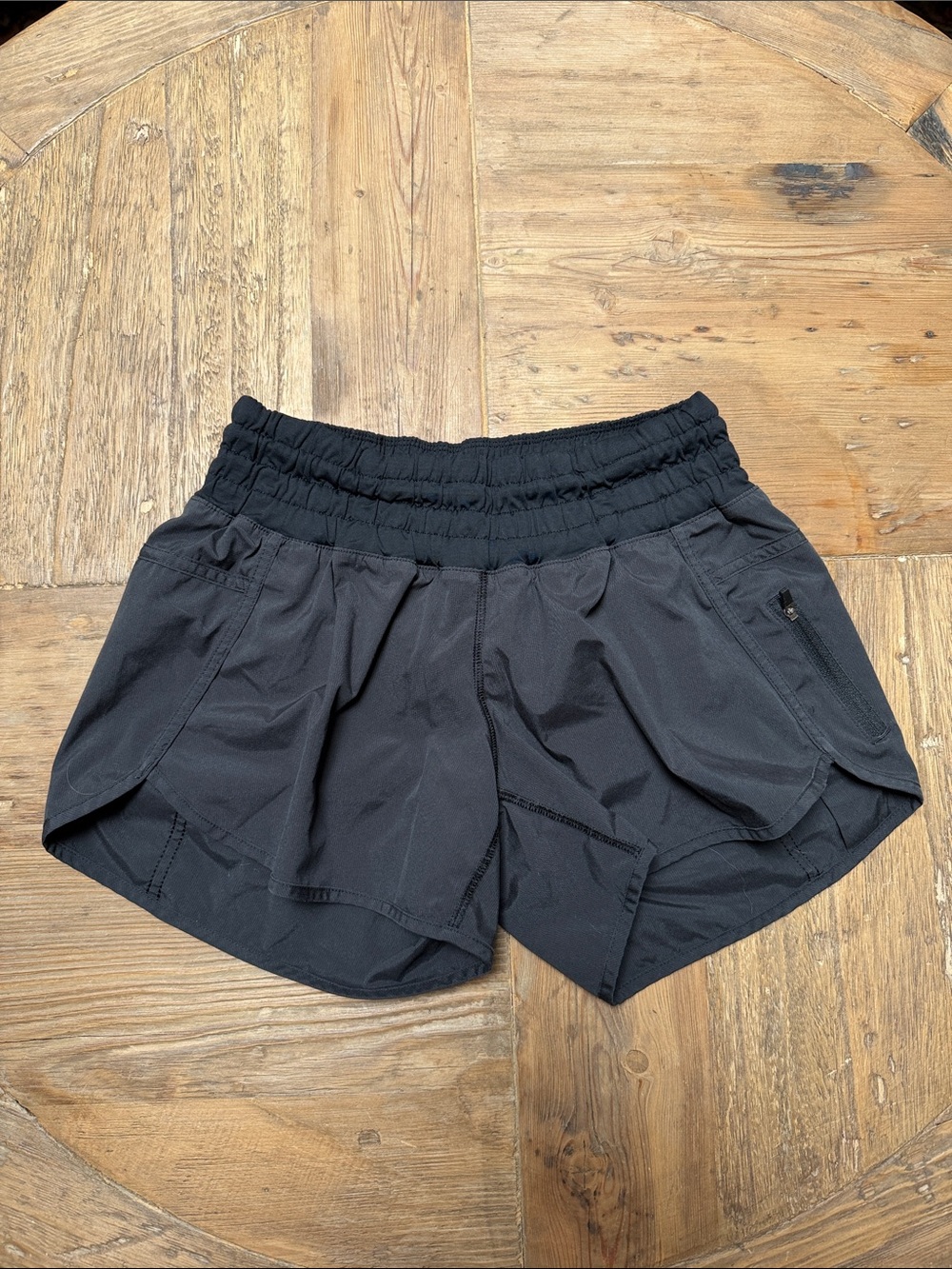 Lululemon shorts 8